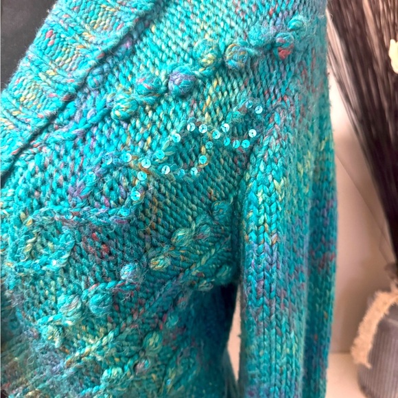 DKNY Jeans sweater in a size large, decorative sequence and a decorative button - Picture 3 of 10